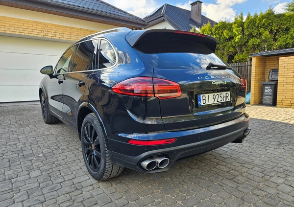 Porsche Cayenne cena 164000 przebieg: 150000, rok produkcji 2014 z Białystok małe 137